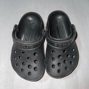 Black Crocs - Kids Size 4/5